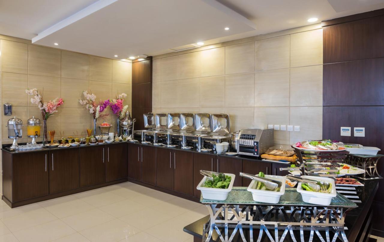 Myrtle Hotel Al Shohadaa Riyadh Bagian luar foto