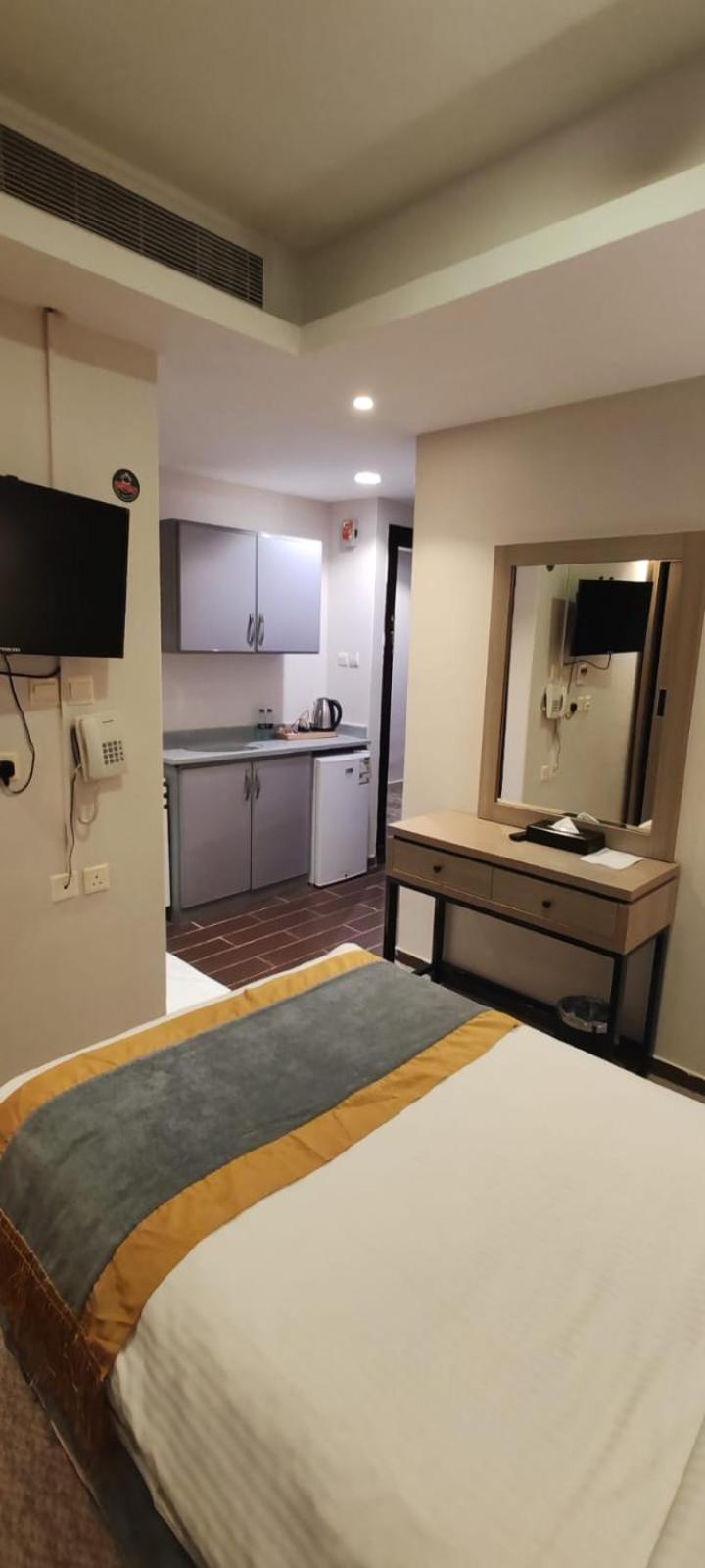 Myrtle Hotel Al Shohadaa Riyadh Bagian luar foto