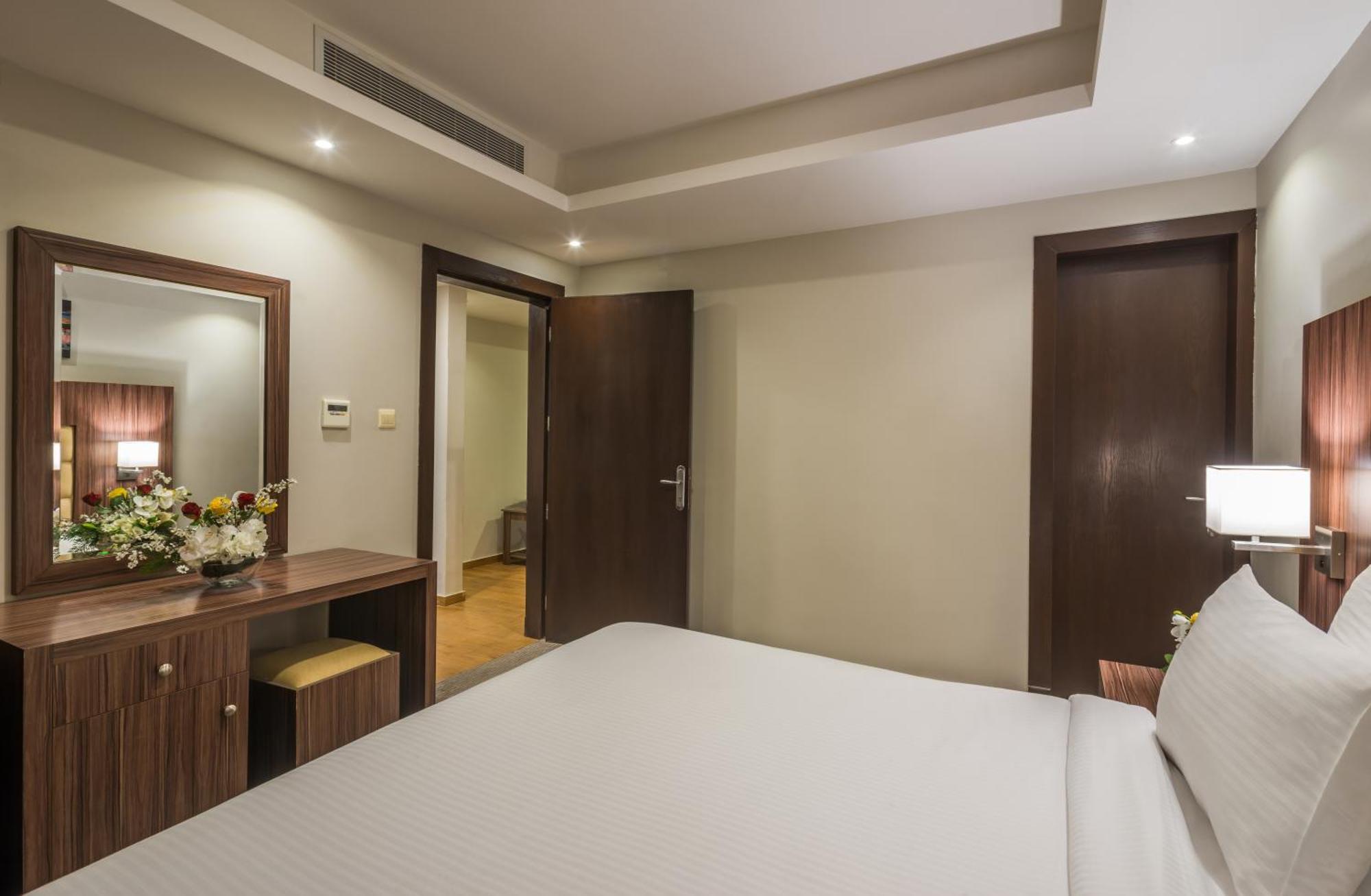 Myrtle Hotel Al Shohadaa Riyadh Bagian luar foto